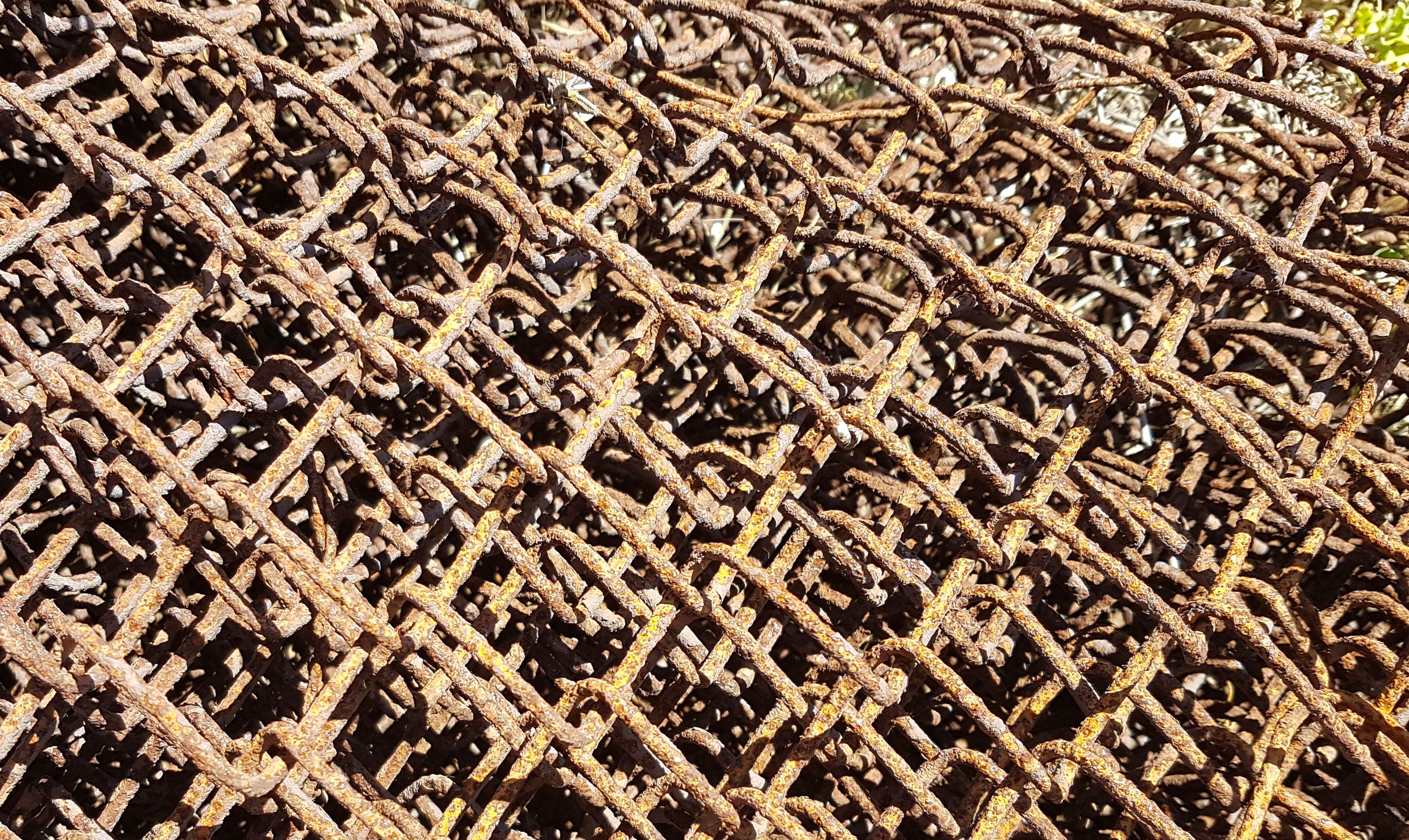 wire fence at port pirie disused uranium plant
